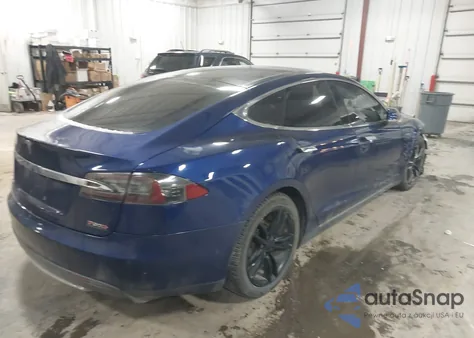 2015 Tesla Model S 70D/85D/P85D z USA, uszkodzony, nr VIN 5YJSA1S29FF095047